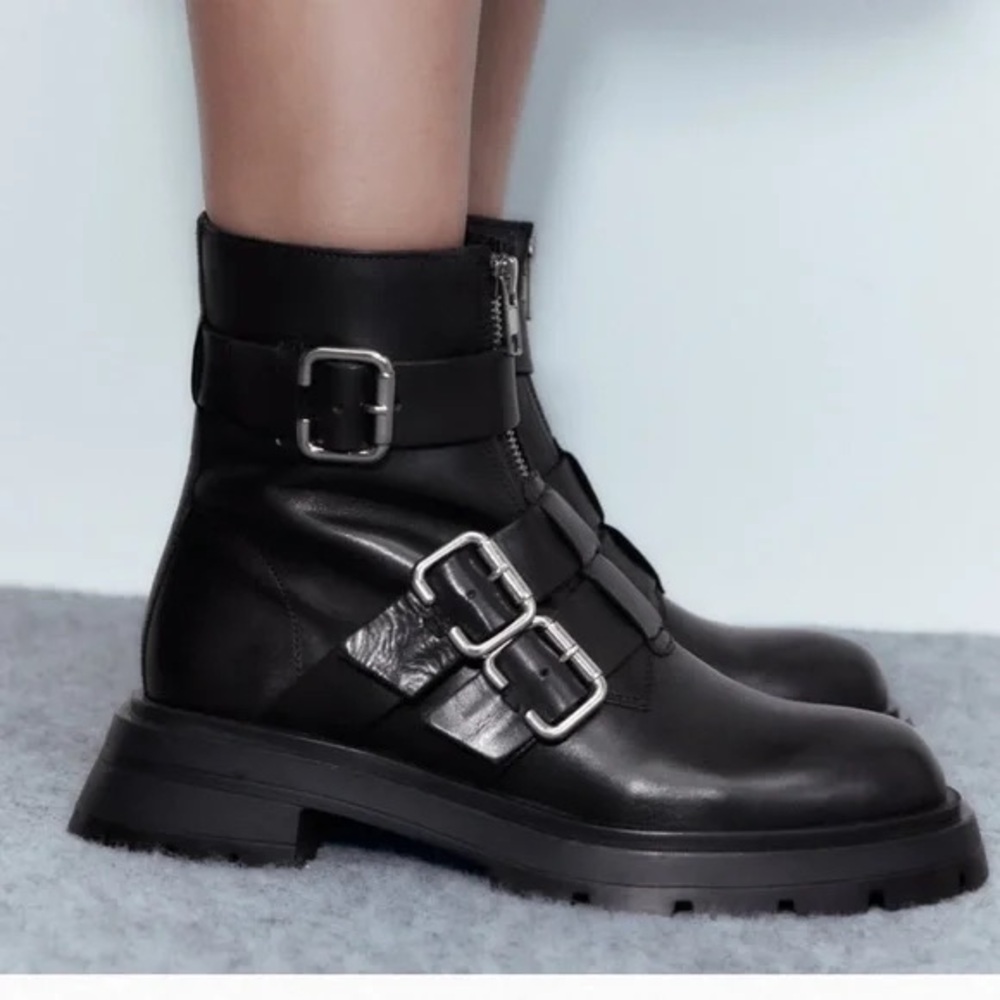 Zara Black Buckled Leather Ankle Moto boots Size 39 US Women 8 New